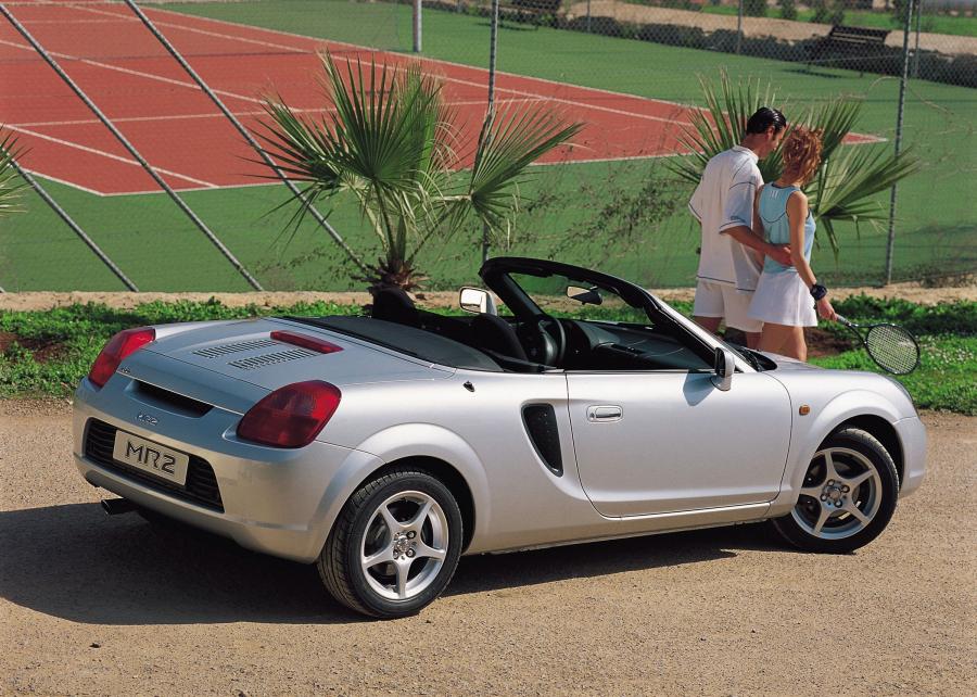  Toyota MR2 1999 года  (фото 11 из 45)